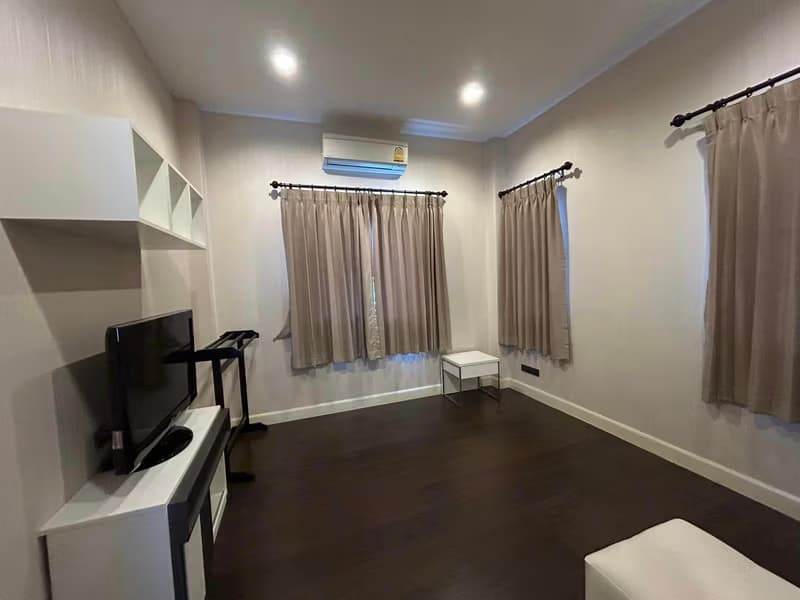 House for Sale in Nong Chom, San Sai.  