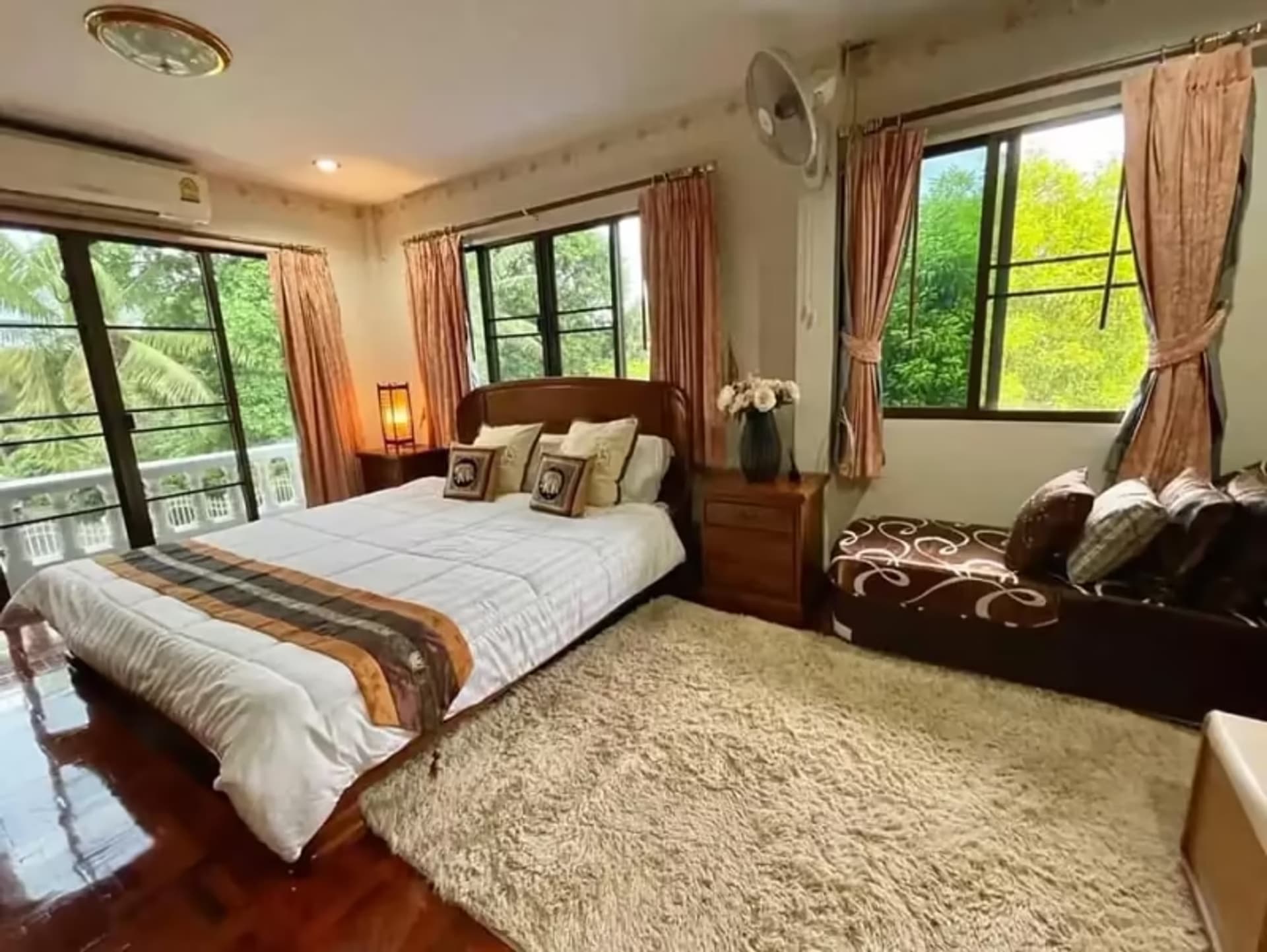 4 Bedroom House - Image 4