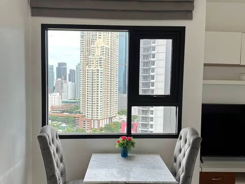 1 Bedroom Condo