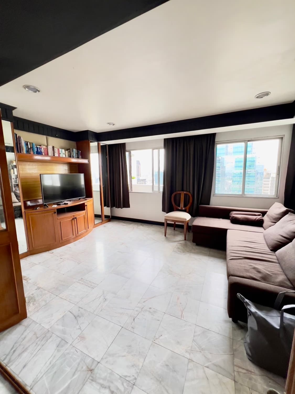 2 Bed Condo for Rent  Near Phloen Chit BTS - Image 1