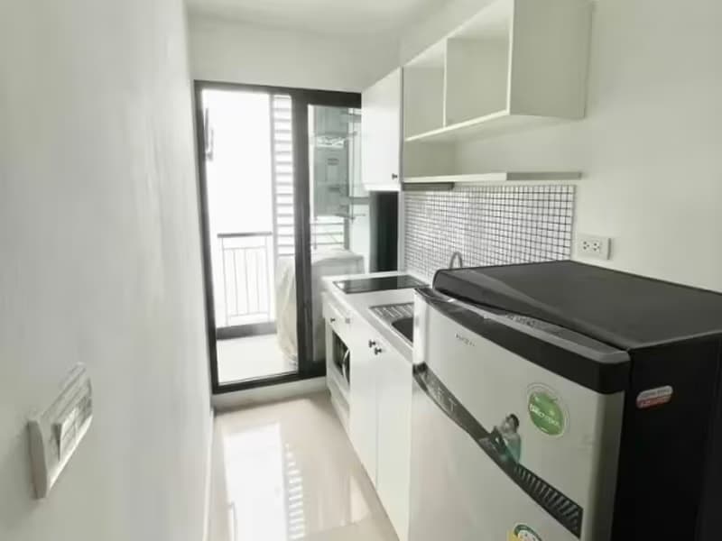 1 Bedroom Condo
