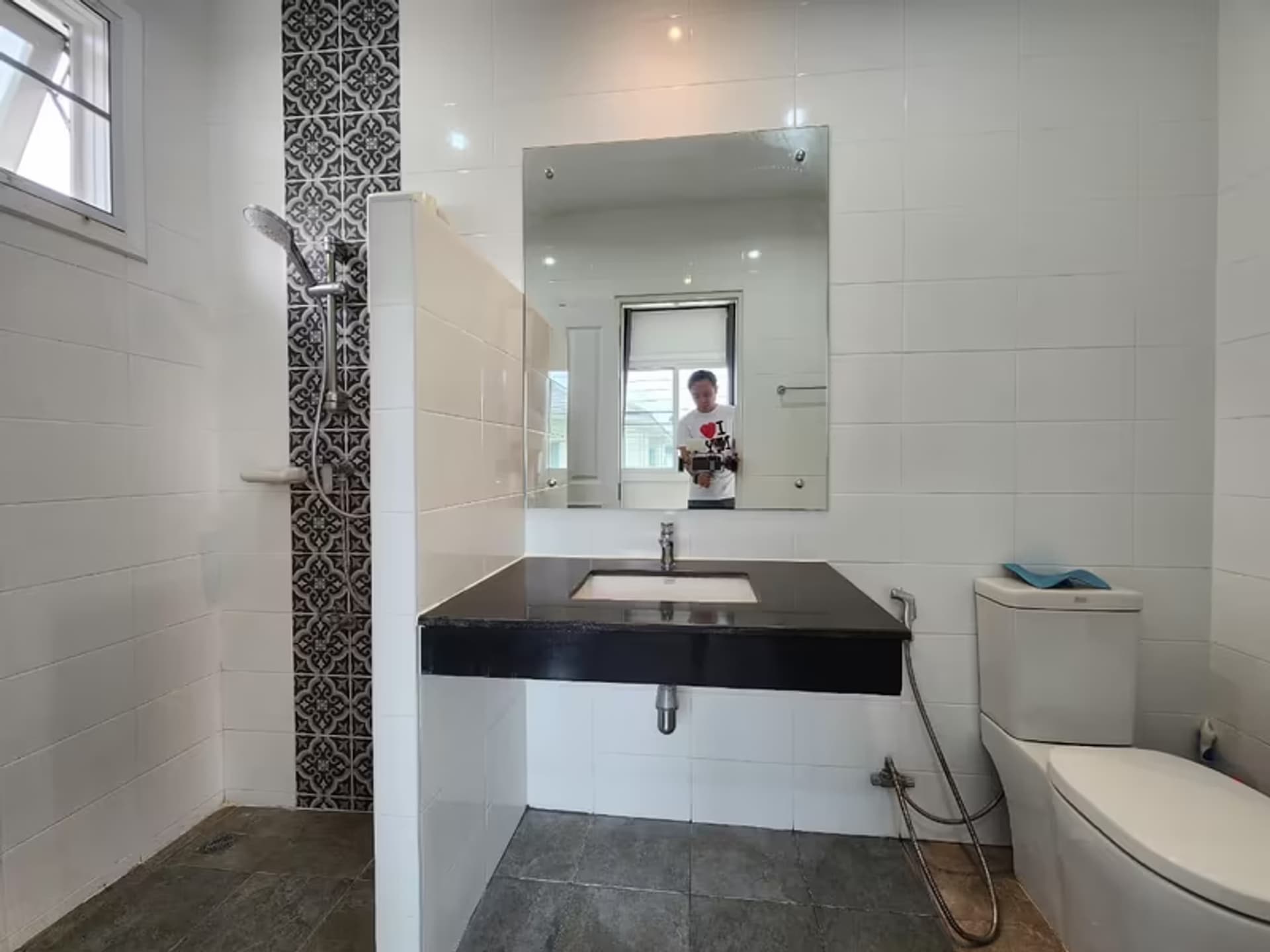 3 Bedroom House - Image 12