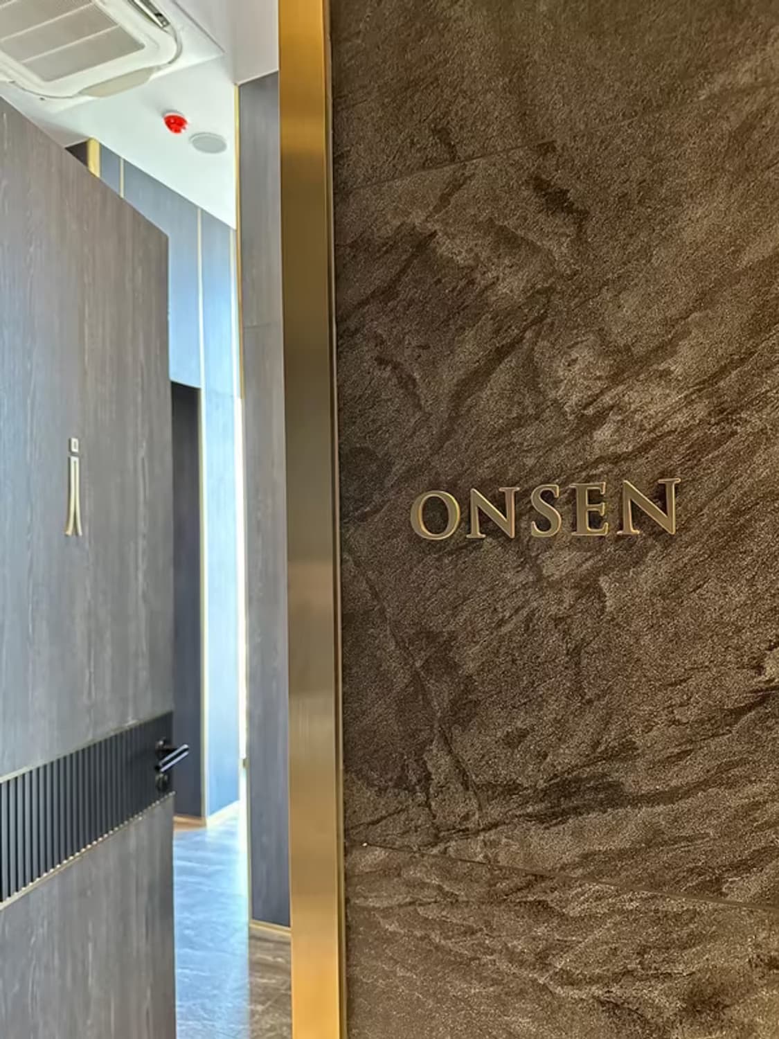 Condo for Rent at Park Origin Thonglor - Image 7