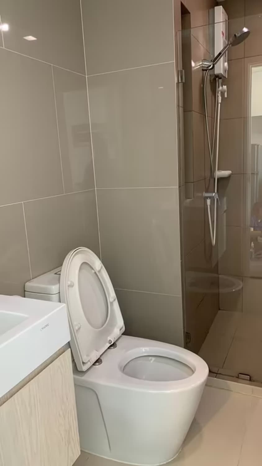 Condo for Rent at Rich Park Triple Station - Image 3