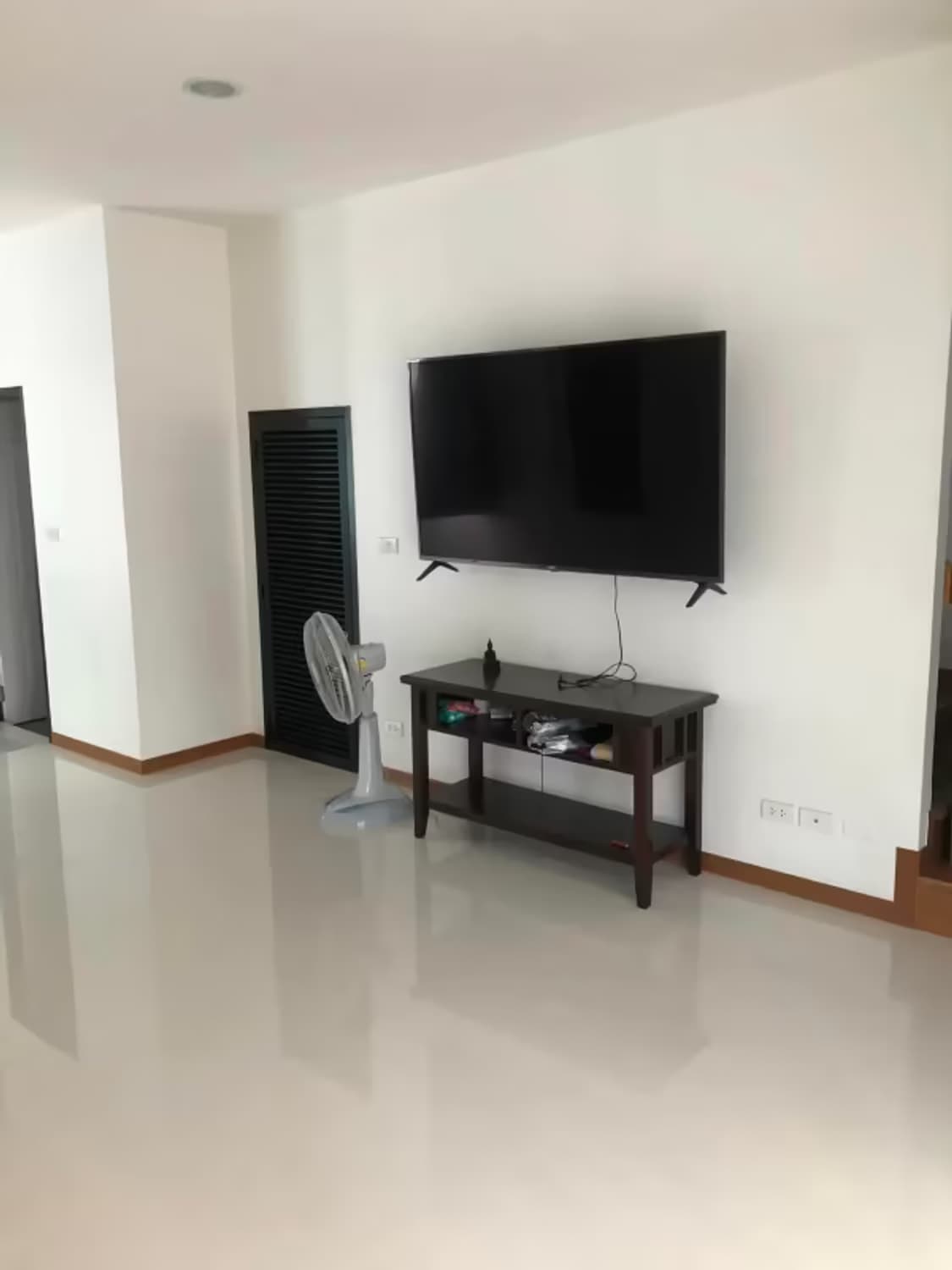 3 Bedroom House - Image 4