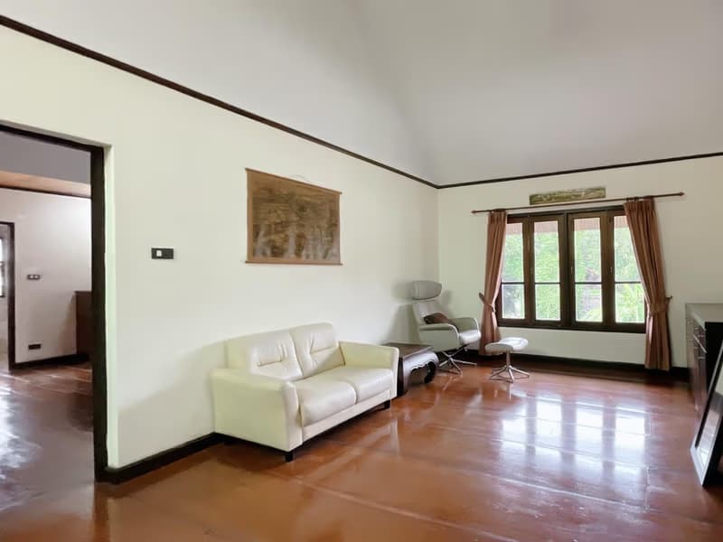 4 Bed House for Rent and Sale in Hang Dong