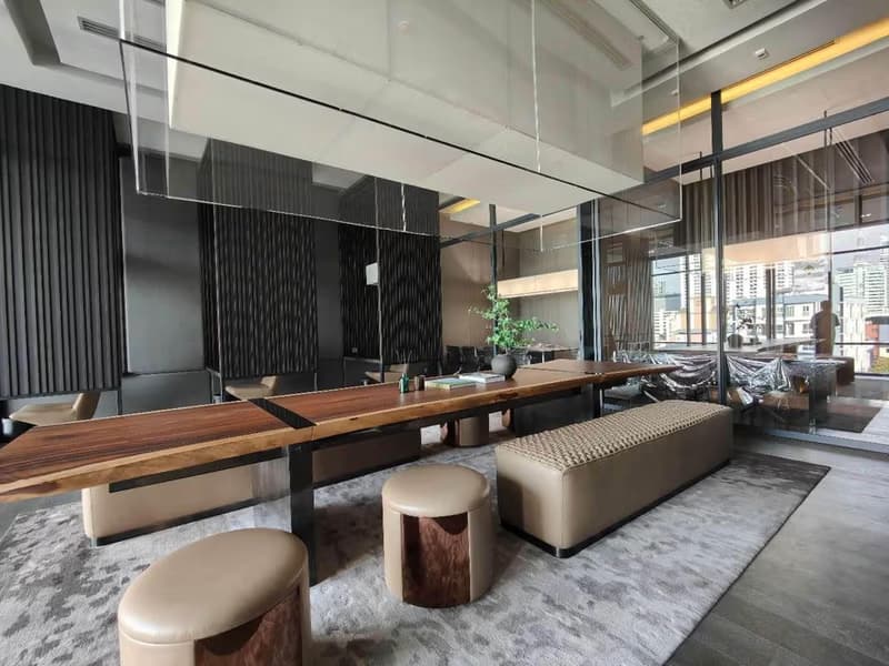 1 Bedroom Condo