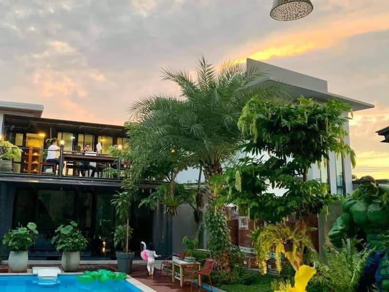 4 Bedroom House