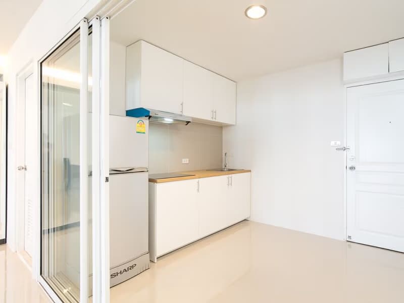 1 Bed Condo for Rent and Sale in Khlong Toei