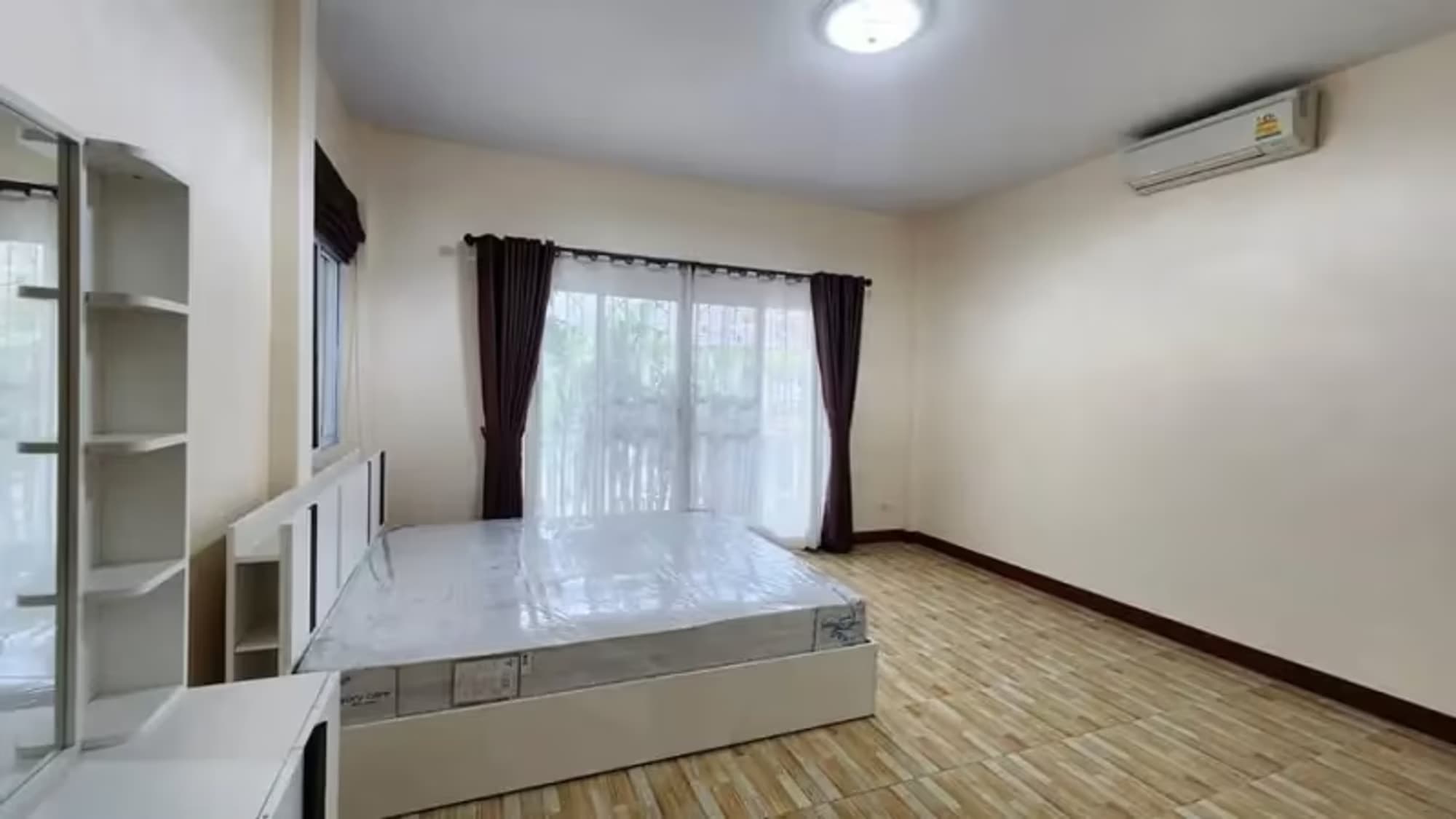 3 Bedroom House - Image 3