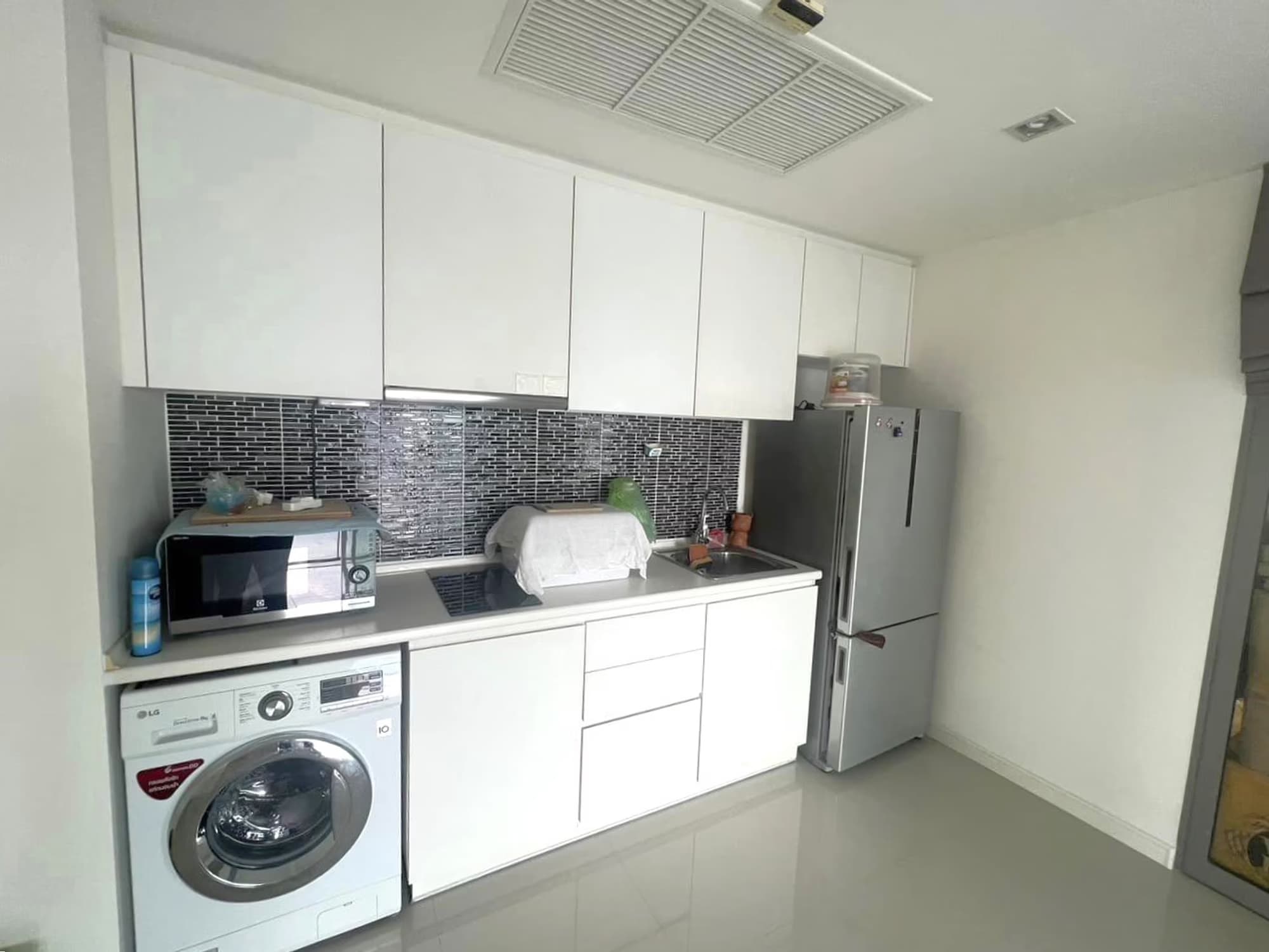 2 Bed Condo for Sale in Bang Kho Laem - Image 2