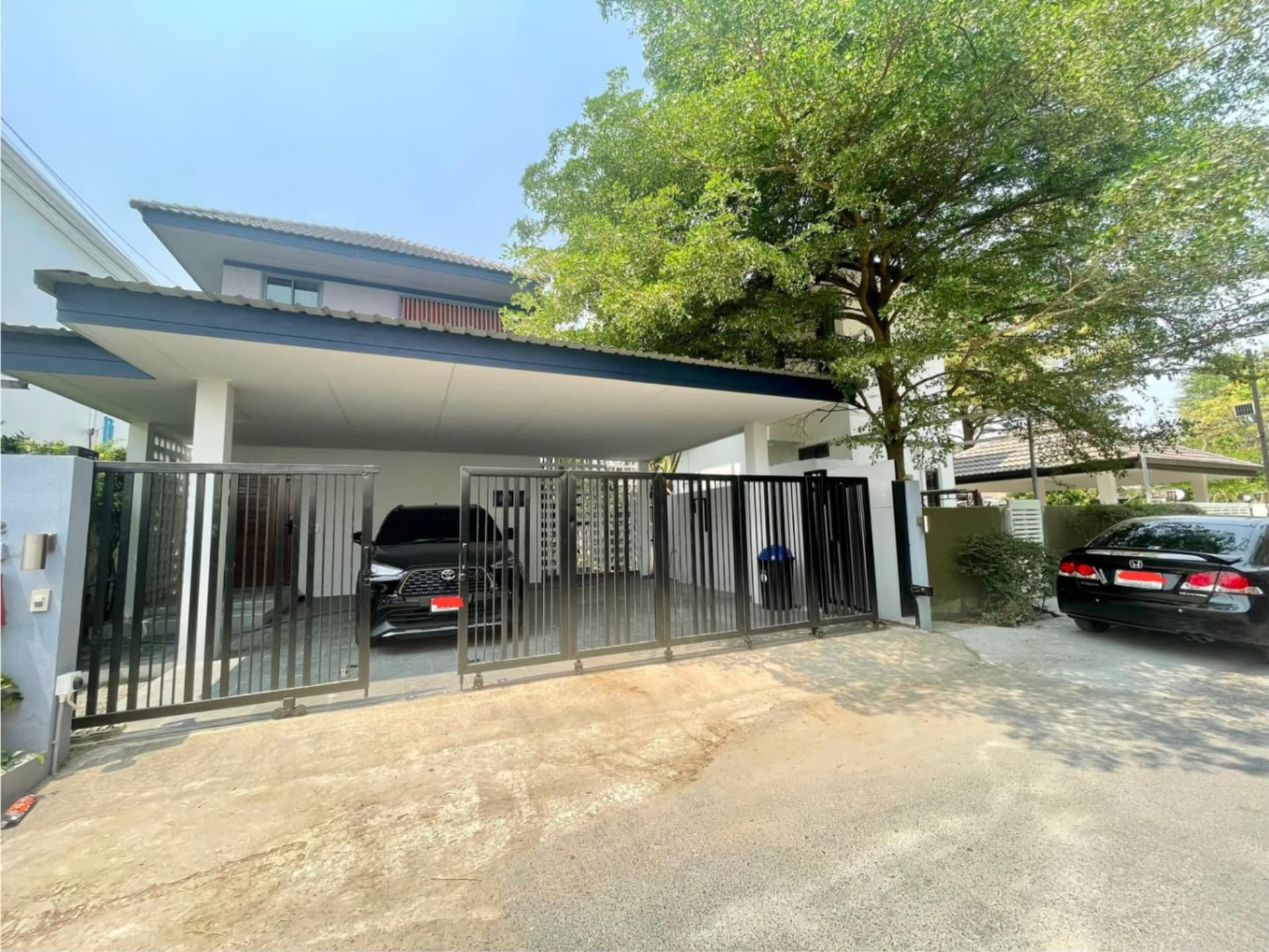 4 Bed House for Rent in Mueang Chiang Mai District - Image 1