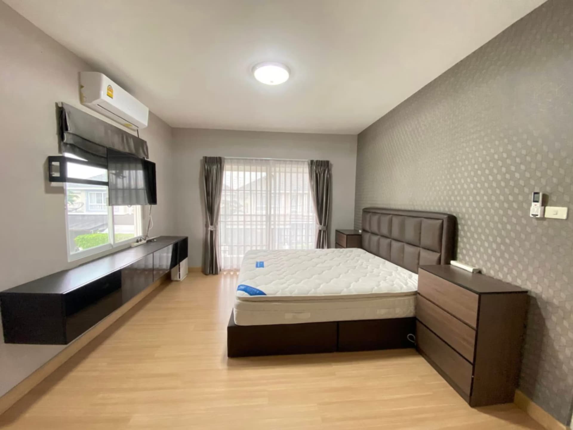 3 Bed House for Sale in San Kamphaeng - Image 7