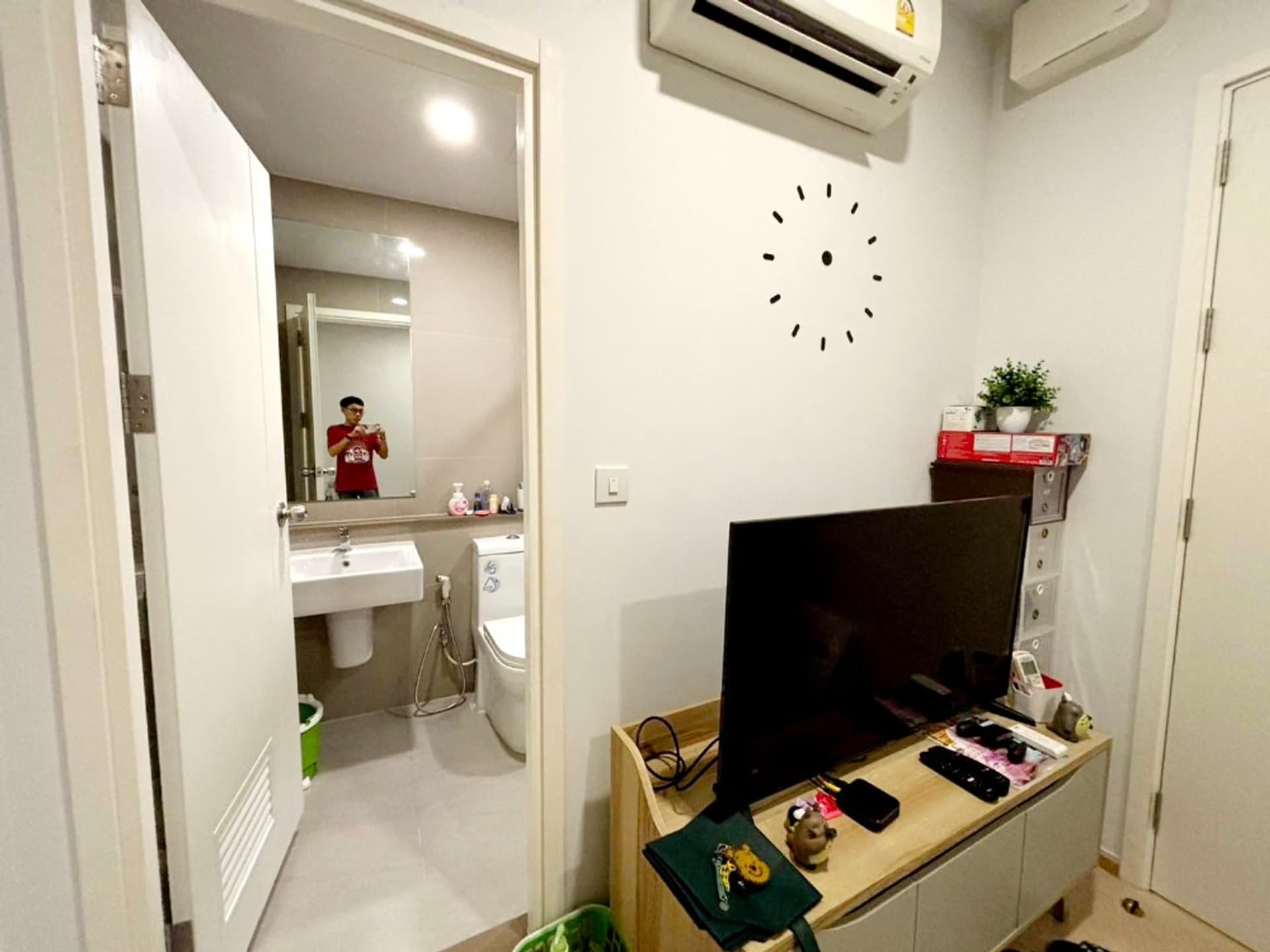 1 Bed Condo for Rent  Near Ekkamai BTS - Image 3