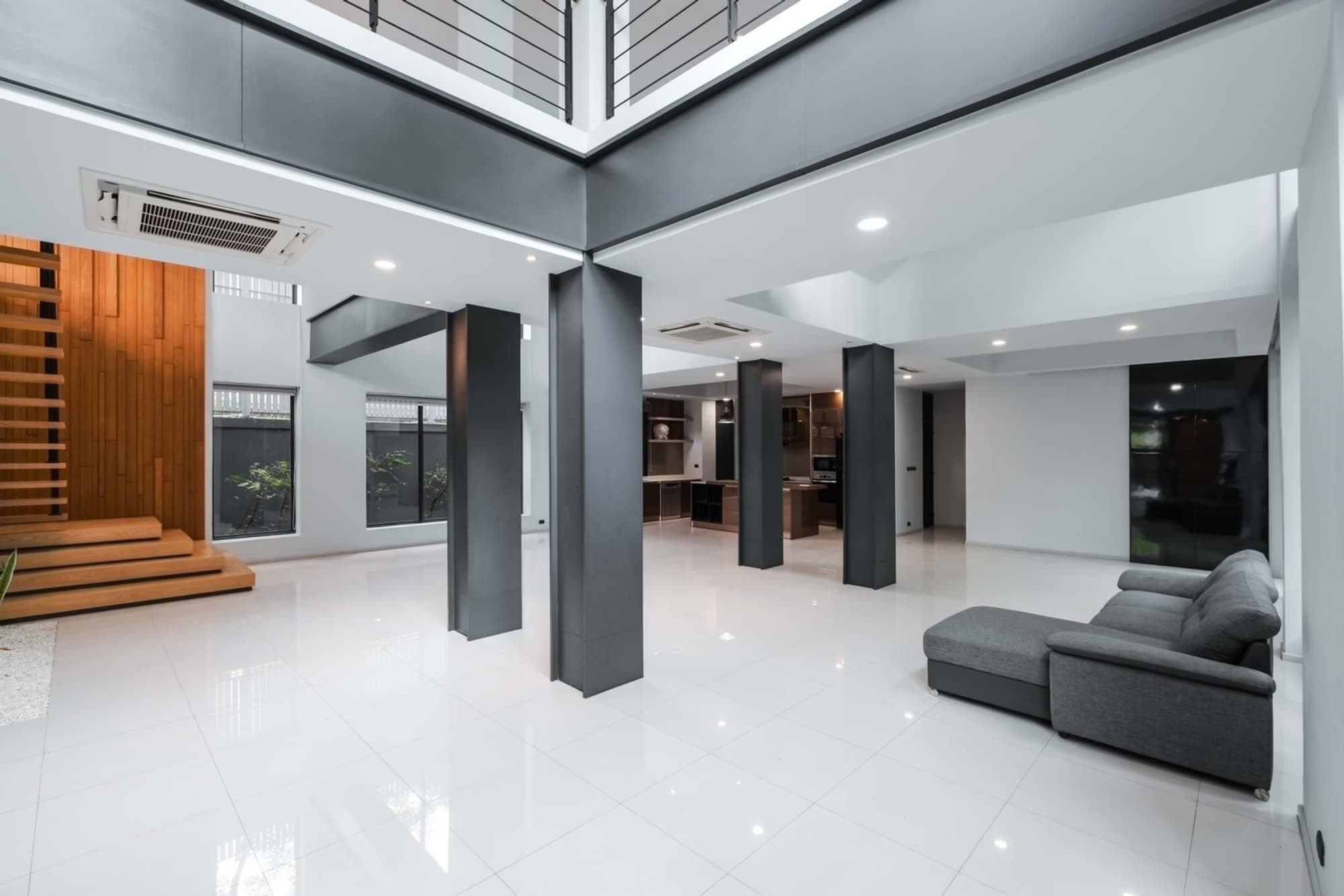 House for Rent, Sale in Phra Khanong.   - Image 1