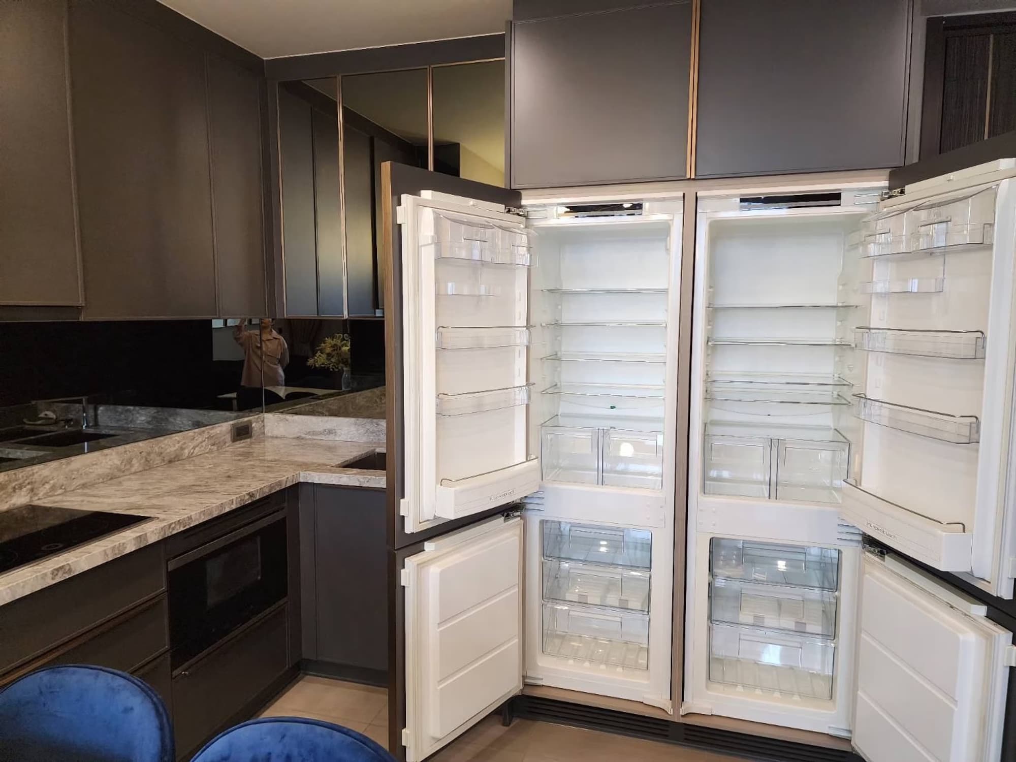 2 Bed Condo for Rent and Sale in Phaya Thai - Image 21