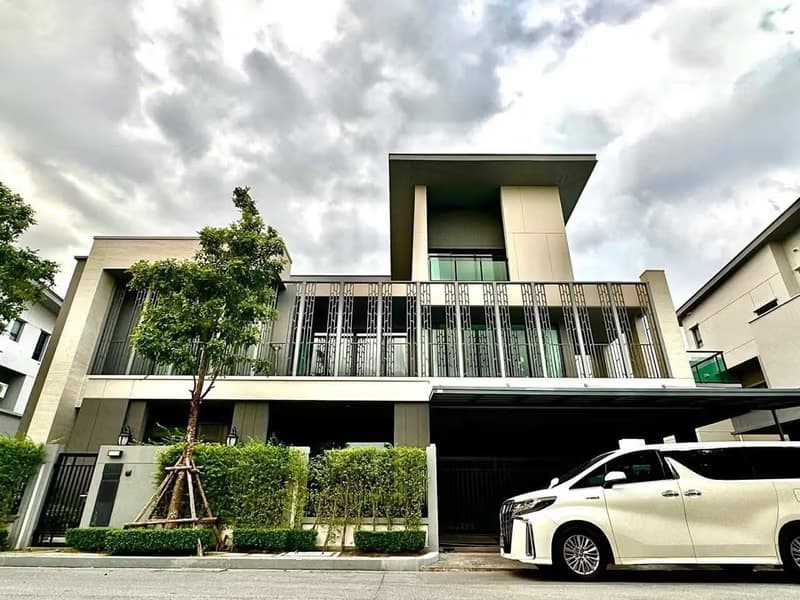 5 Bed House for Sale in Saphan Sung