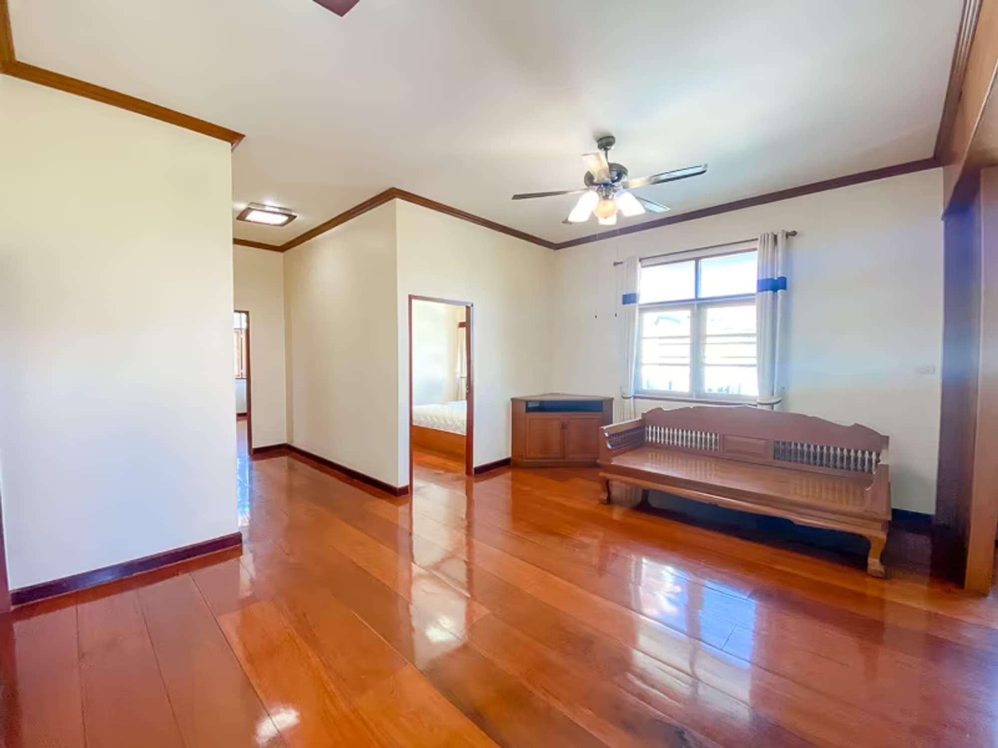4 Bedroom House - Image 6
