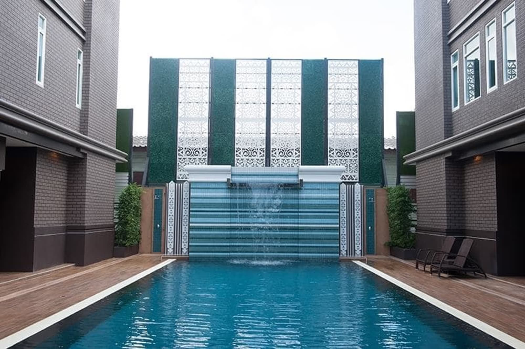 Code 213 The Unique Condominium (for sale) - Image 3