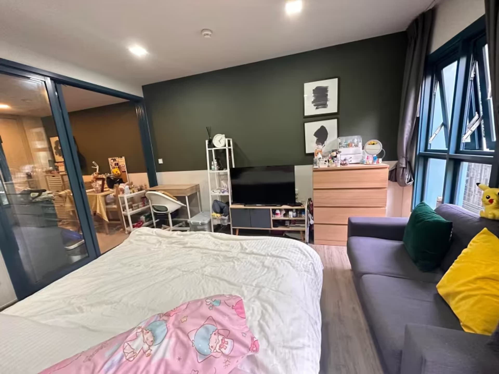 1 Bedroom Condo - Image 9