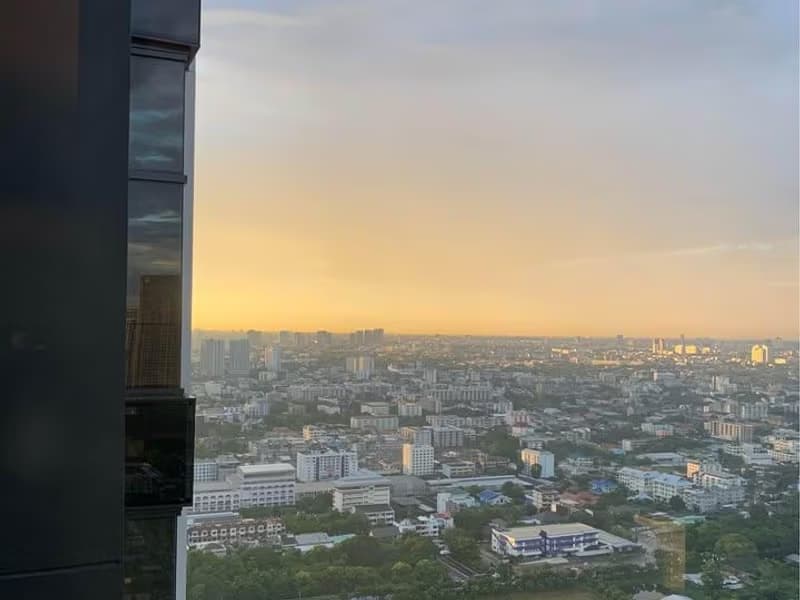 1 Bed Condo for Sale in Phra Khanong