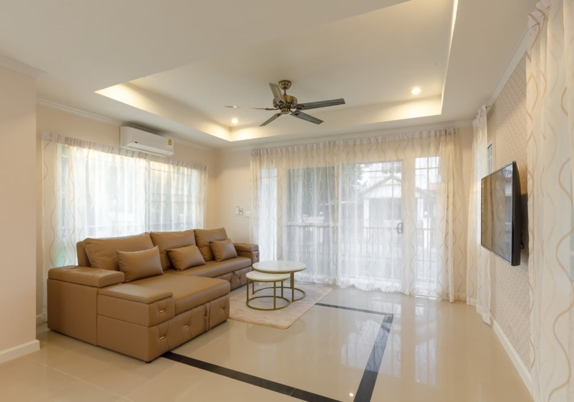 3 Bed House for Rent and Sale in Mueang Chiang Mai - Image 5