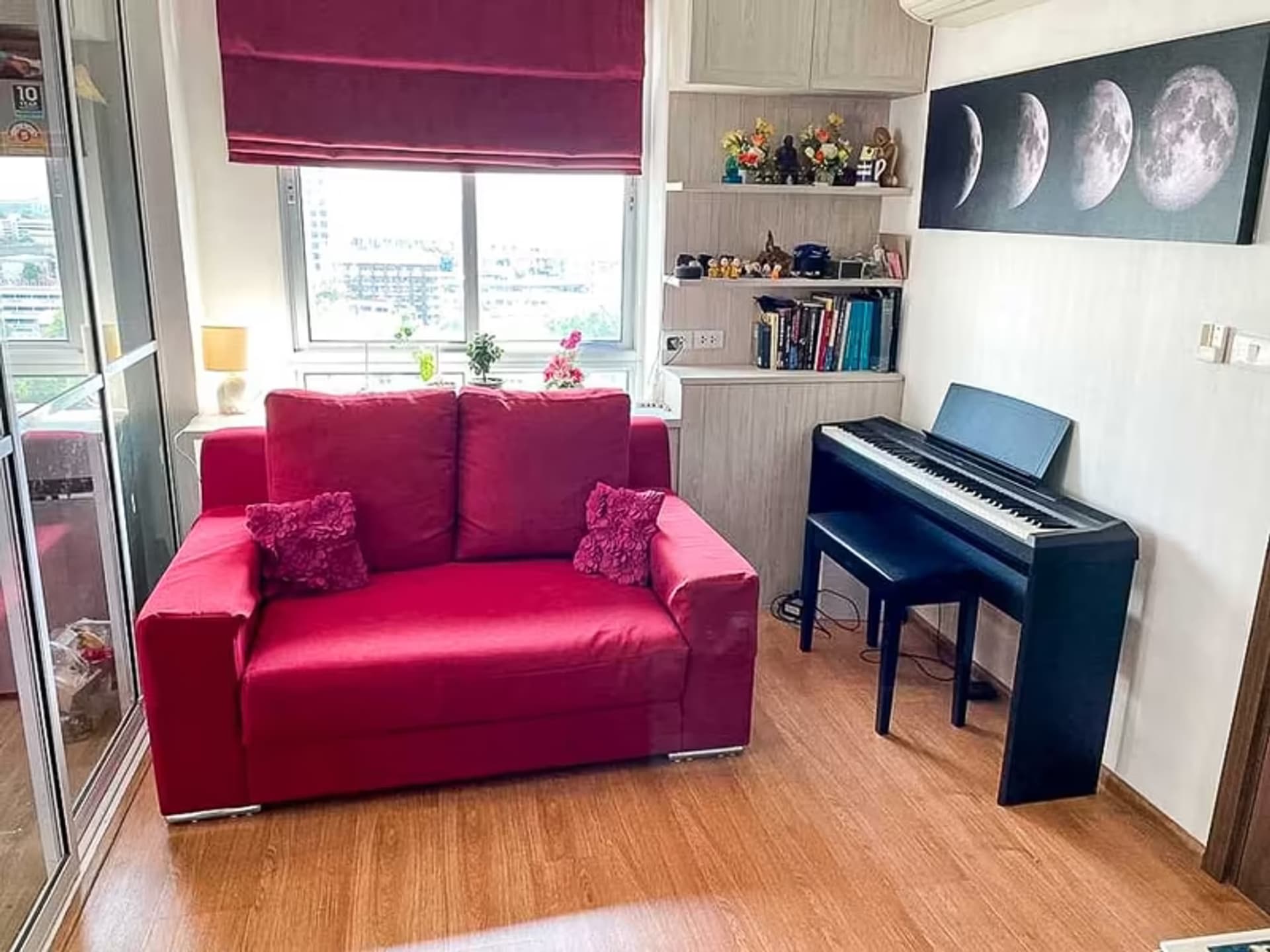 1 Bedroom Condo - Image 1