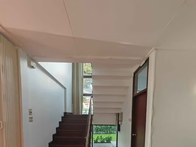 3 Bed House for Rent in Phaya Thai