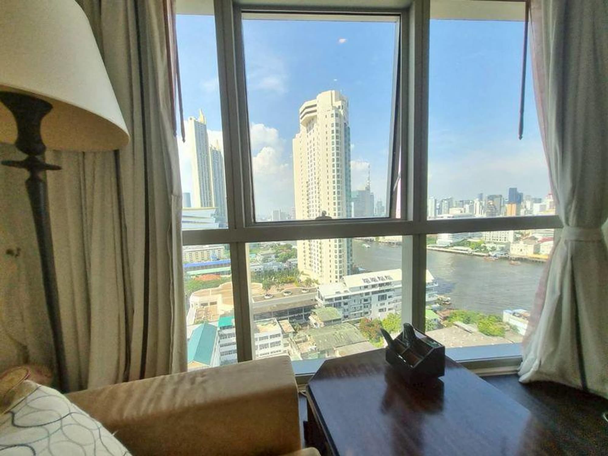 4 Bed Condo for Sale in Khlong San - Image 17