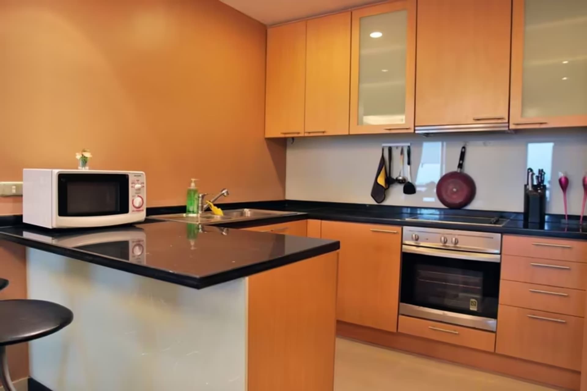 Condo for Rent at Sky Villas - Image 16