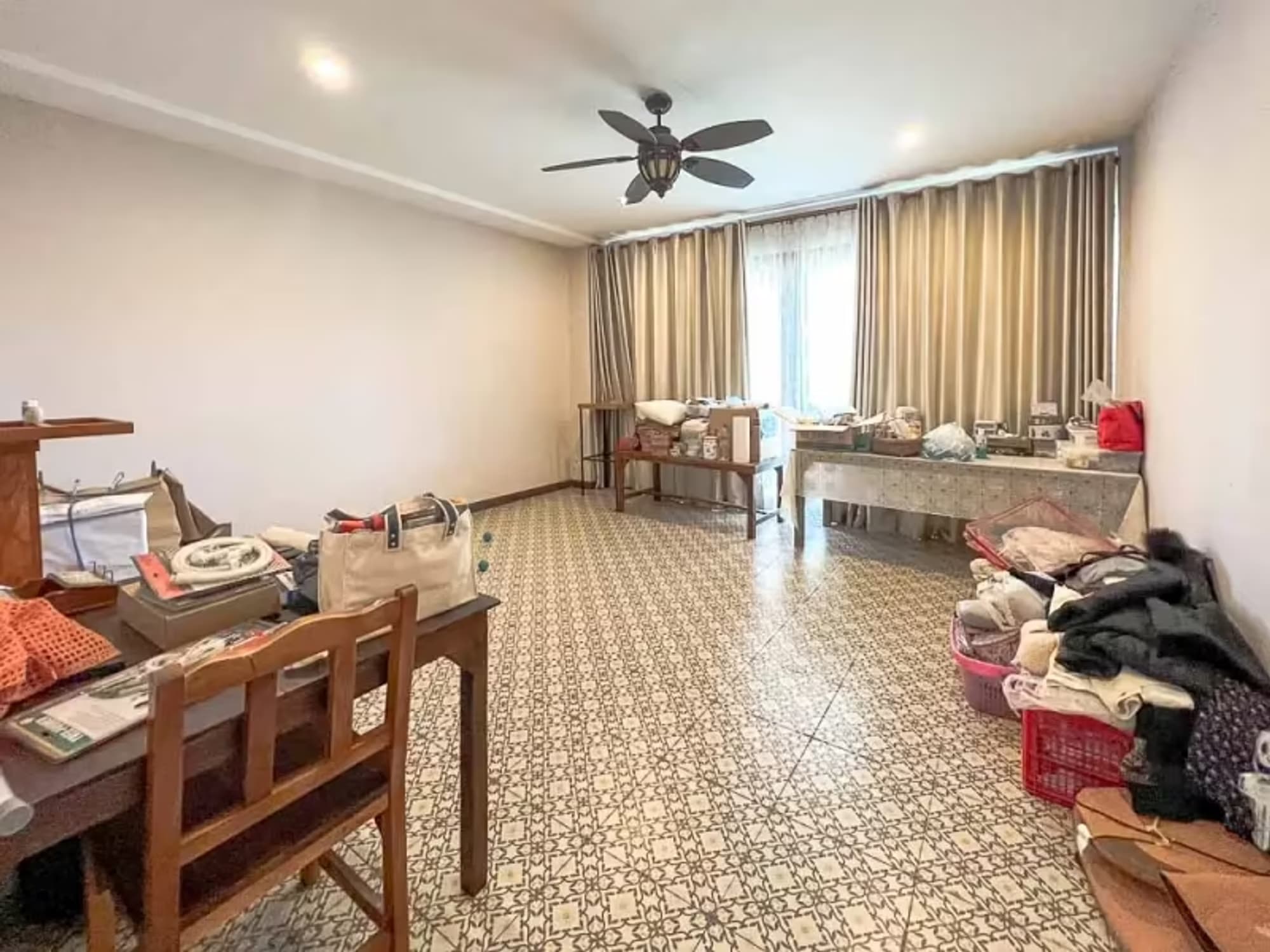 4 Bedroom House - Image 1