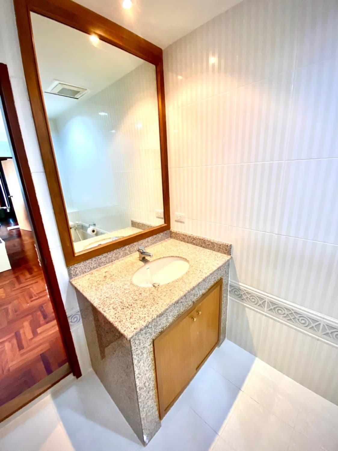2 Bed Condo for Rent in Sathon - Image 15