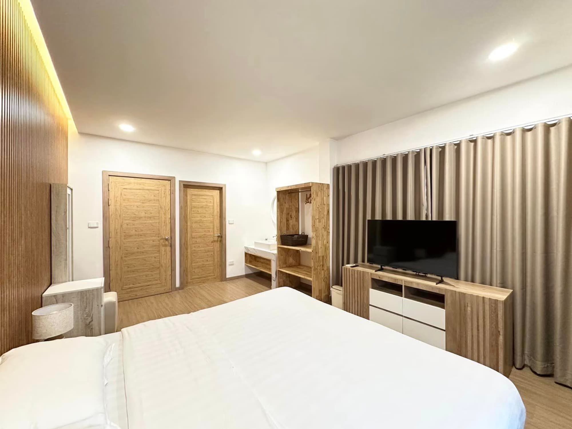 4 Bed House for Rent in Mueang Chiang Mai - Image 11
