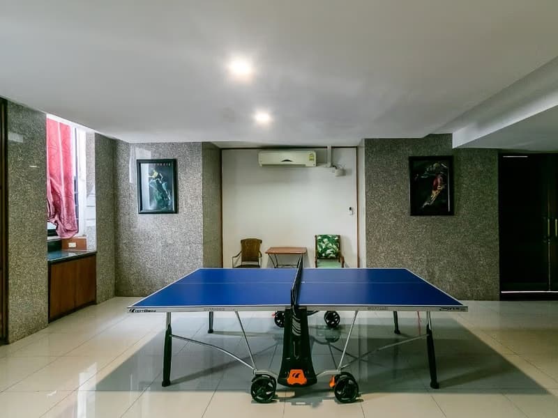 3 Bed Condo for Rent in Khlong Toei