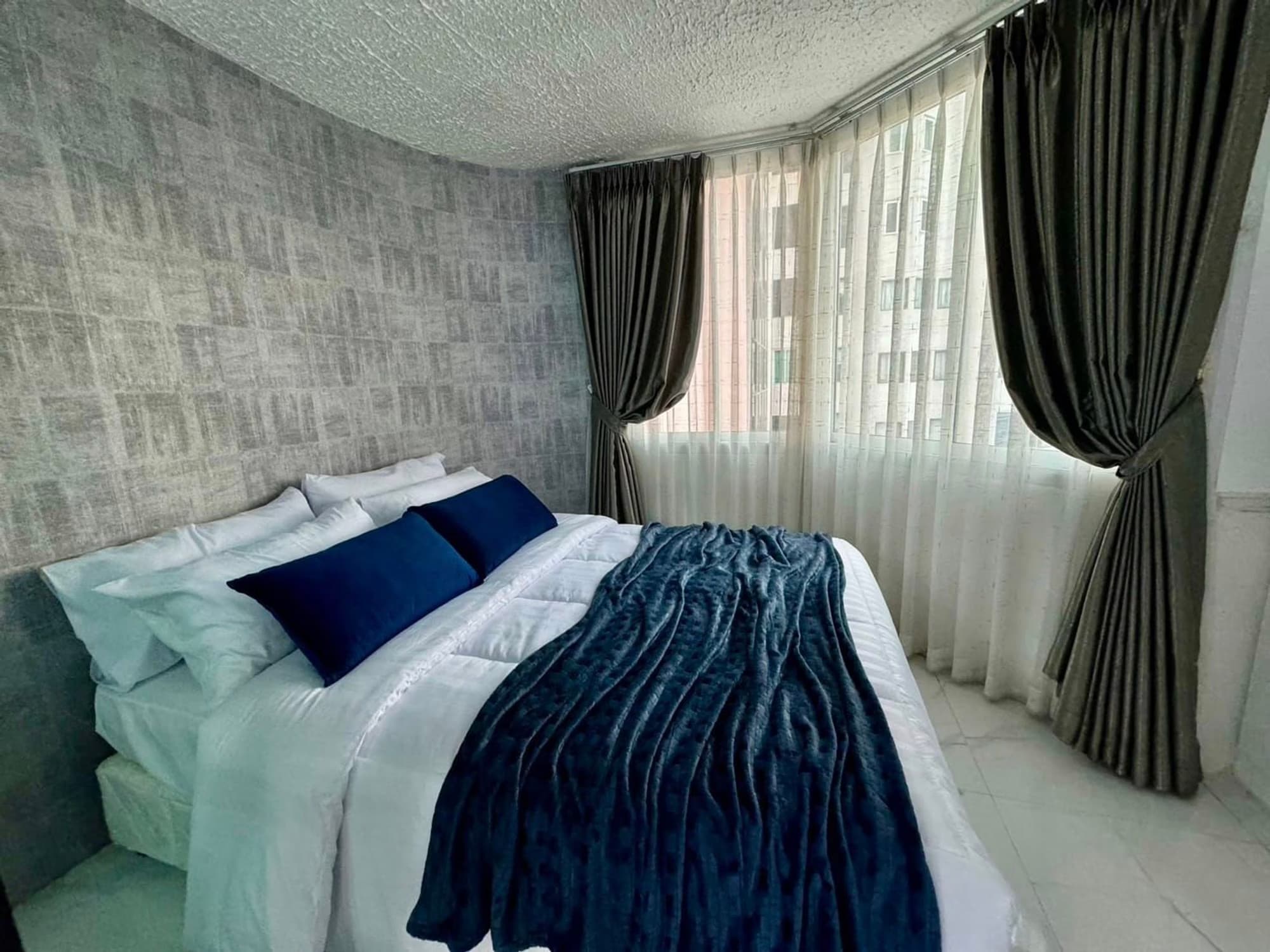 1 Bed Condo for Sale in undefined - Image 11