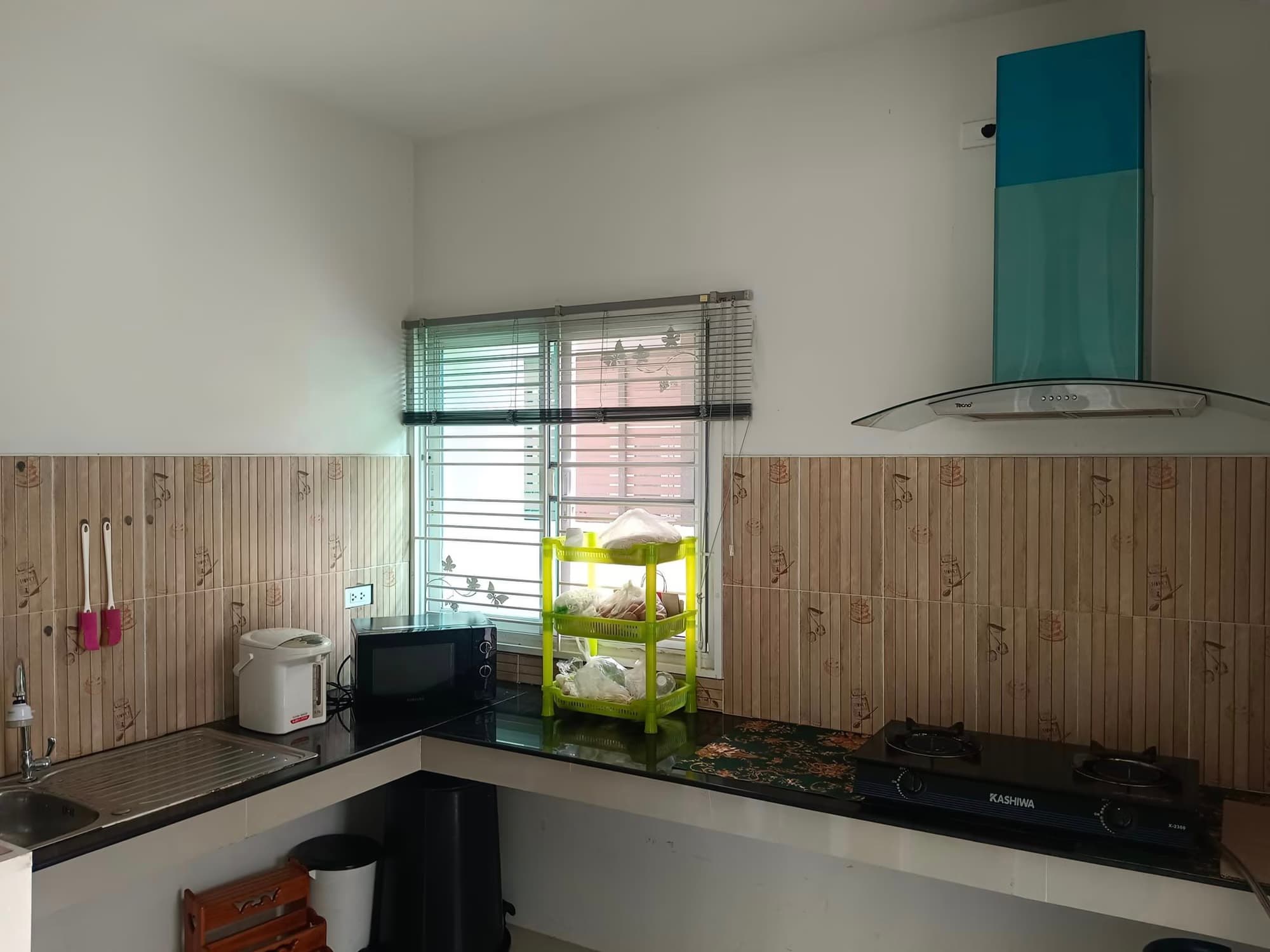 4 Bed House for Rent in San Kamphaeng - Image 4