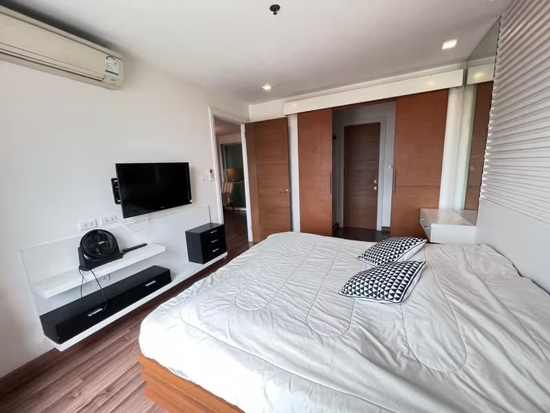 1 Bedroom Condo