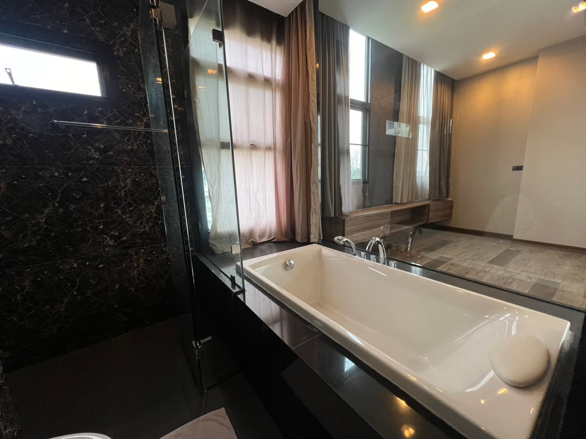 2 Bed Condo for Rent in Mueang Chiang Mai - Image 8