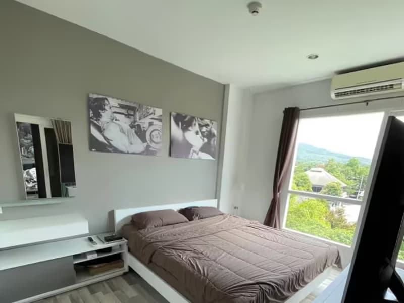 1 Bedroom Condo