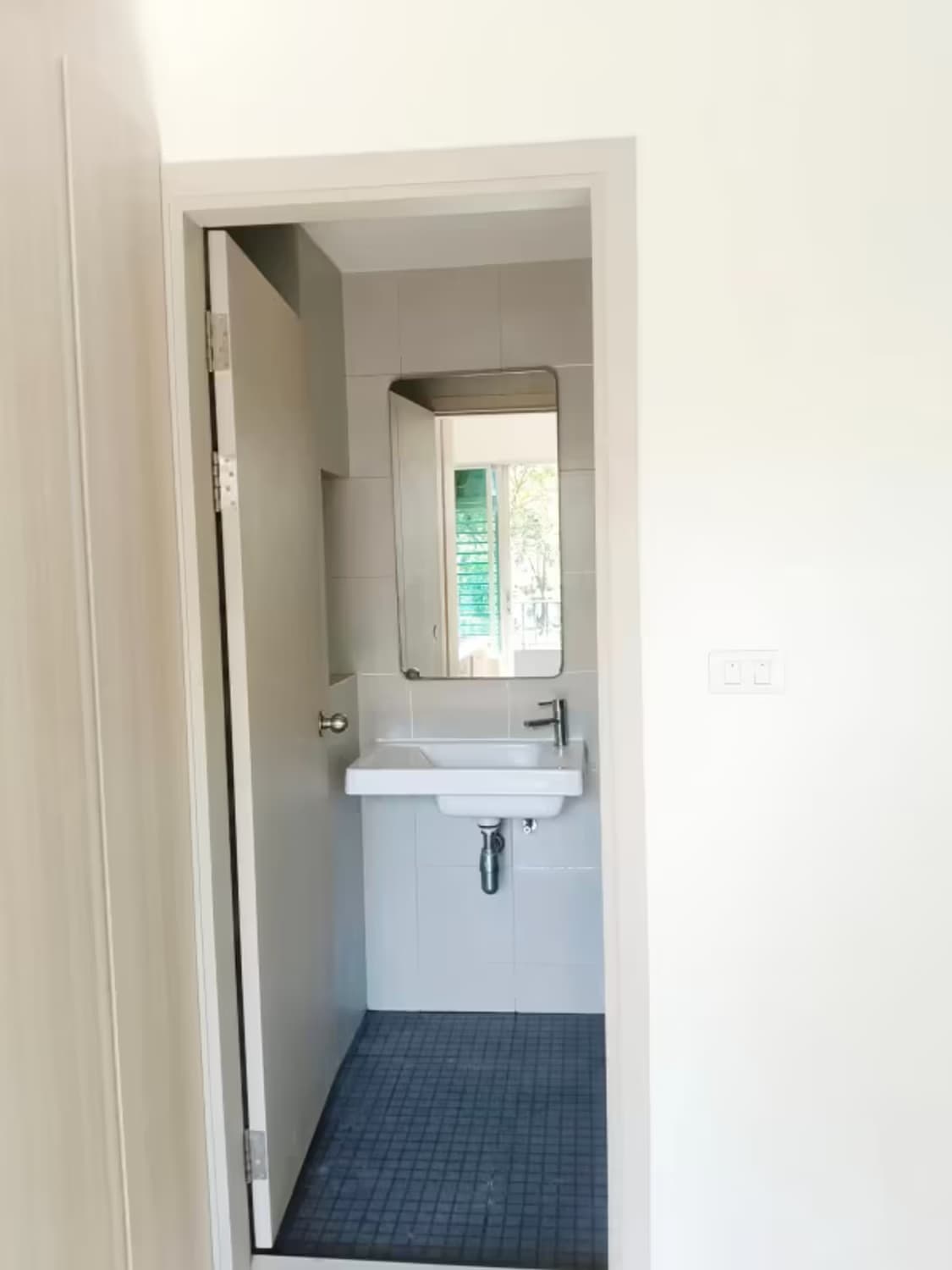 Studio for Rent in Phra Khanong - Image 4
