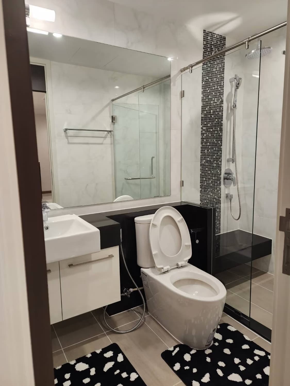 1 ห้องนอน คอนโด สำหรับ จำหน่าย ใน บางรัก - Image 12