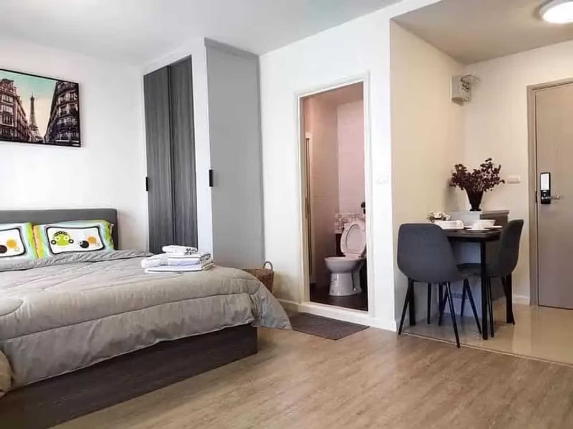 1 Bedroom Condo - Image 4