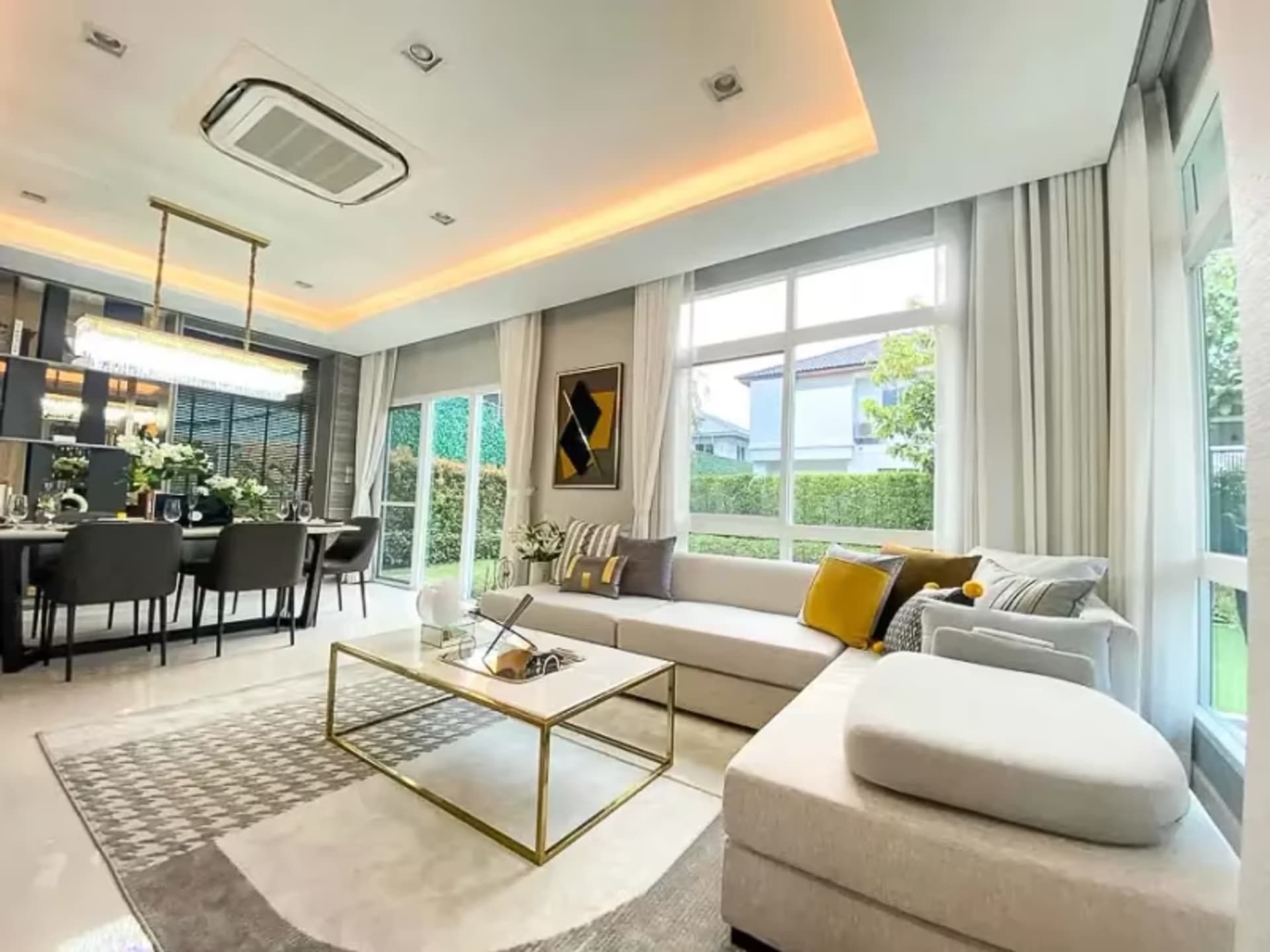 4 Bedroom House - Image 41