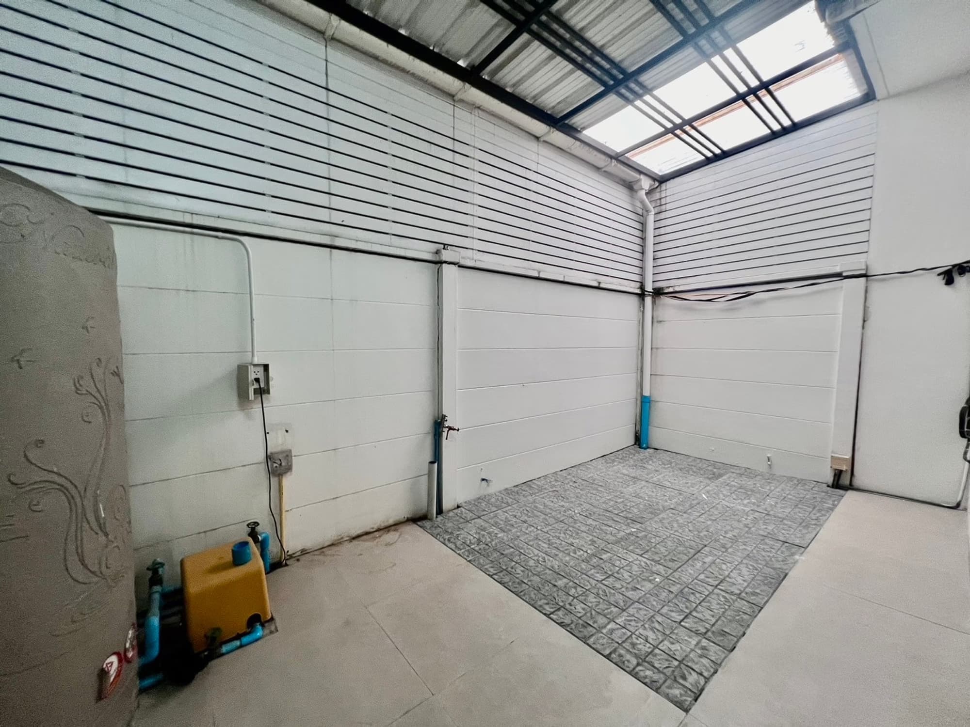 3 Bed Townhouse for Rent in Bang Phli - Image 9