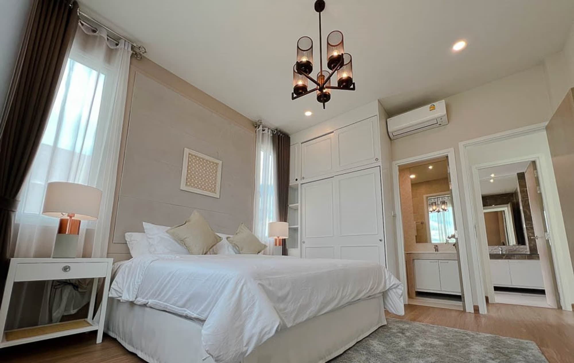 5 Bedroom House - Image 15