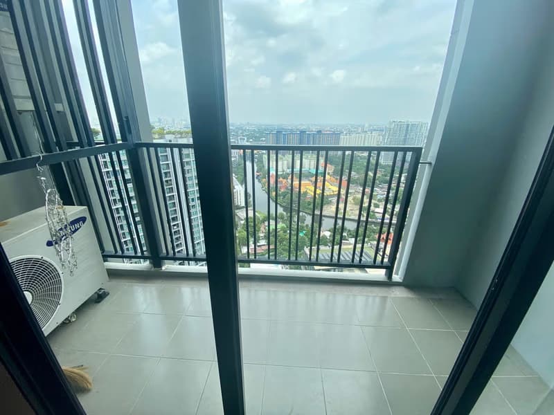 2 Bed Condo for Sale in Watthana
