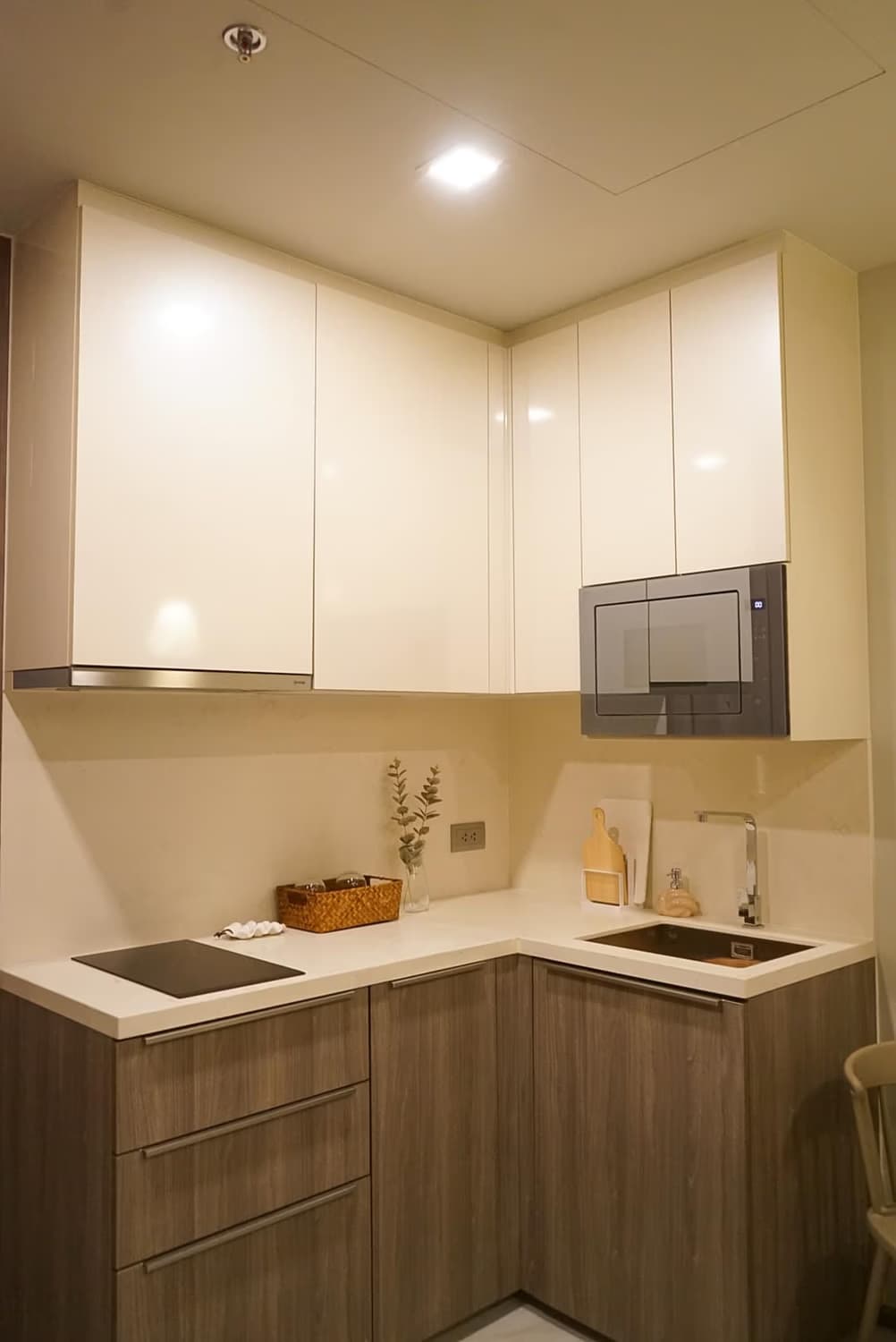 1 Bed Condo for Rent and Sale  Near Asok BTS - Image 5