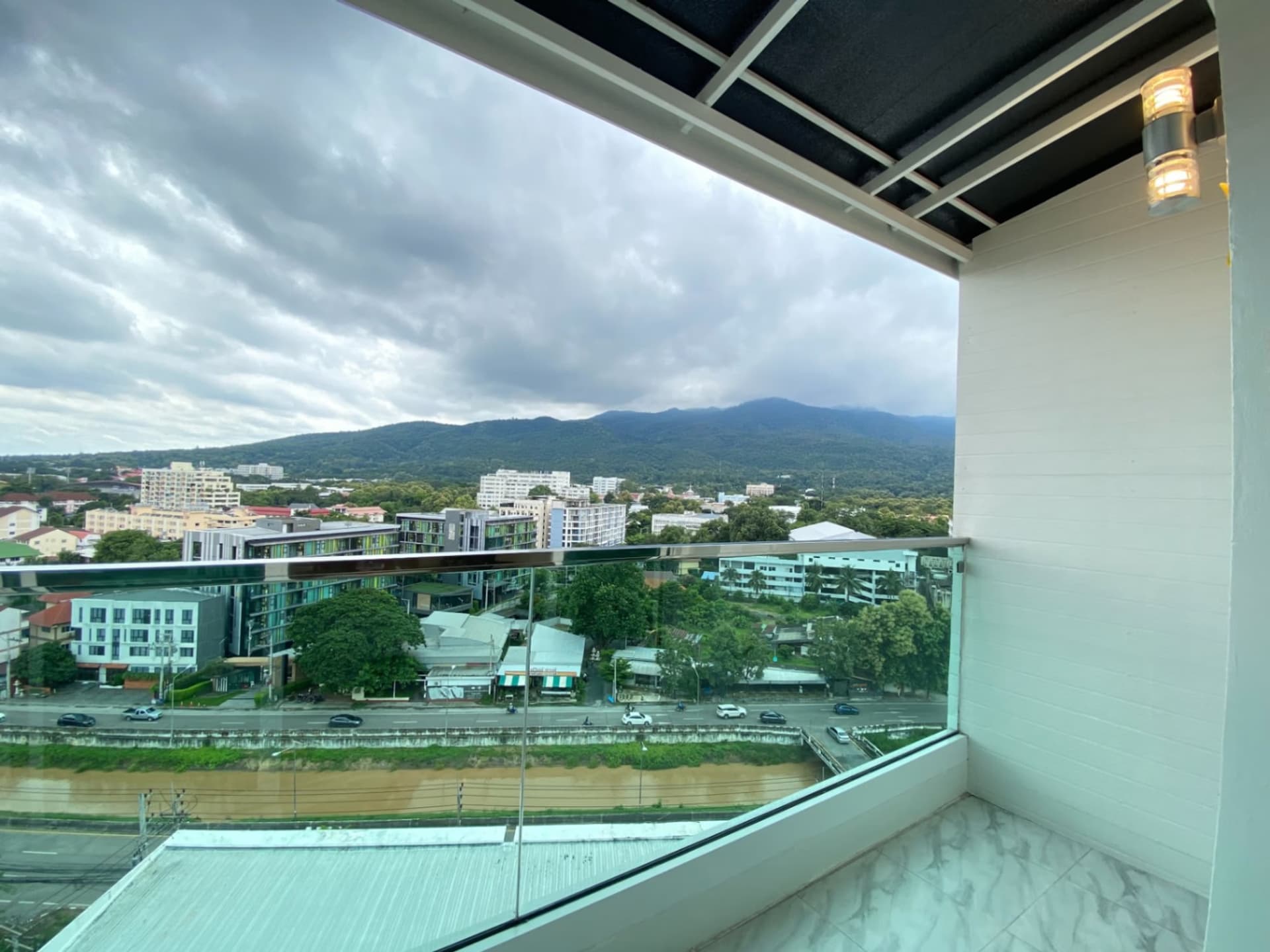 2 Bed Condo for Sale in Mueang Chiang Mai - Image 11