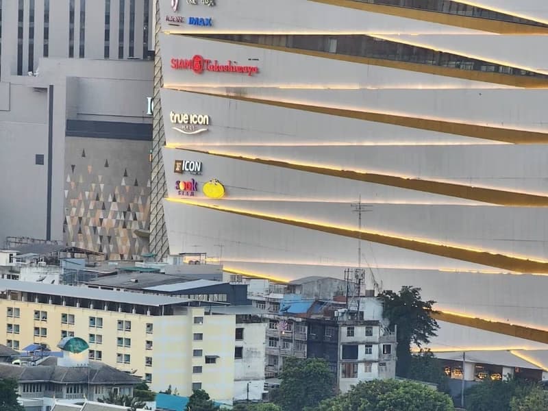 Condo for Rent at lebua at State Tower