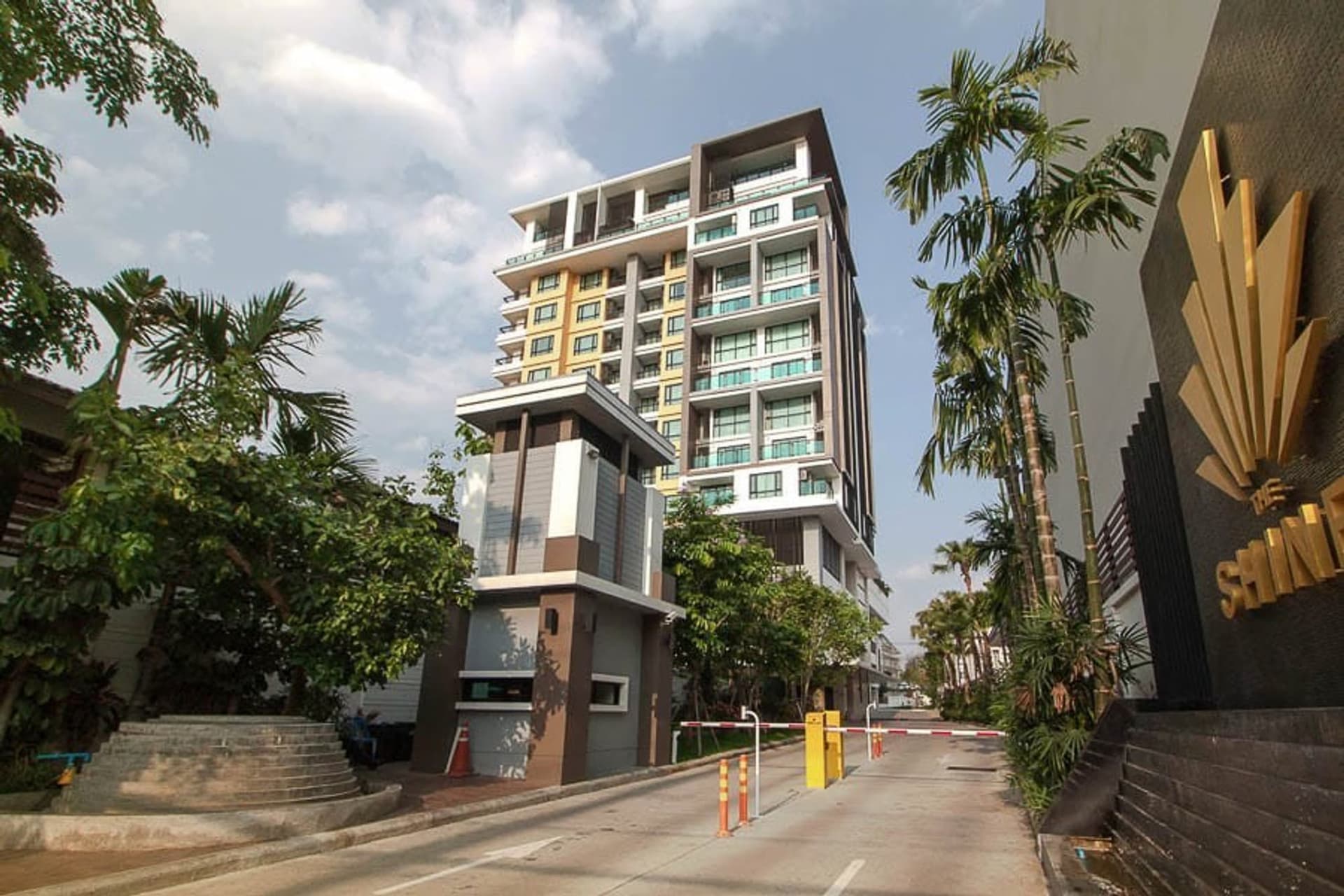 1 Bedroom Condo - Image 17